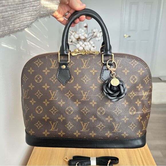 ✅AUTHENTIC✅LOUIS VUITTON ALMA PM - Picture 1 of 14